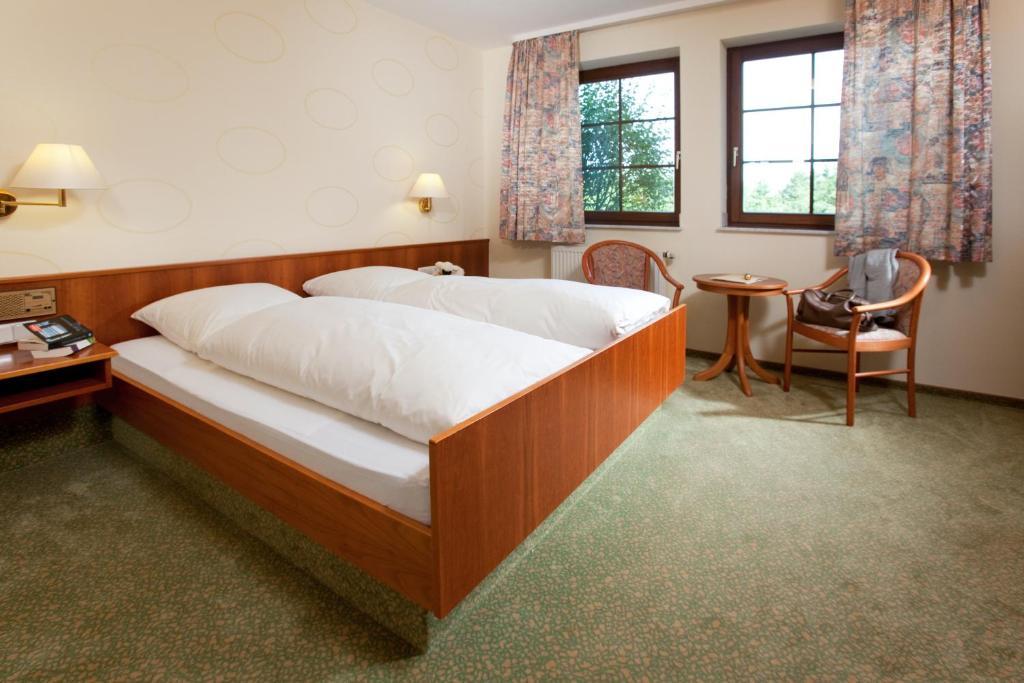Hotel Zum Taufstein Sparhof Екстер'єр фото